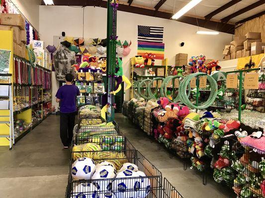 TJ's Carnival & Mardi Gras Supplies