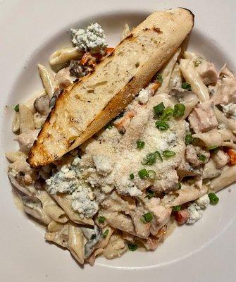 Chicken Gorgonzola.