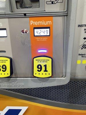 76 Premium Gas, Cash $4.24 a gallon