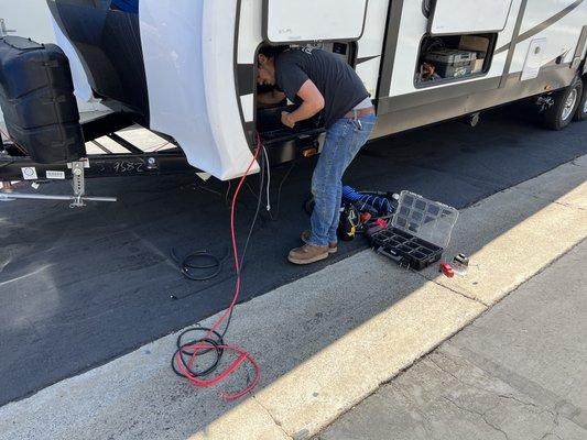 Helping a customer on Labor Day who's Solar System was wired incorrectly and who had no power in their RV