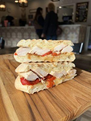 Garlicky chicken panini (special)