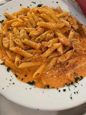 Penne with chicken and Vodka sauce