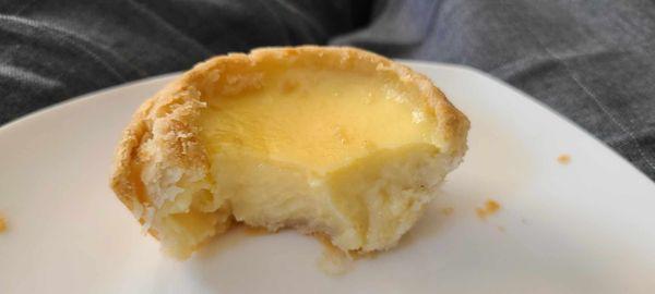 Egg Custard purchased the same day ,  two hours later., you noticed it has not  dried up around the rim  and still moist