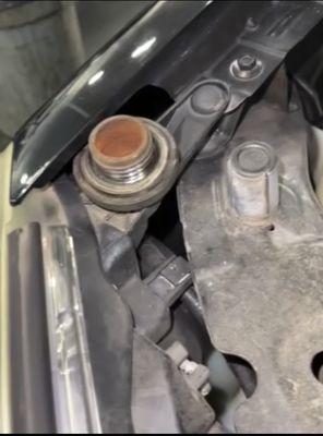 oil cap, here, was left off of oil tank