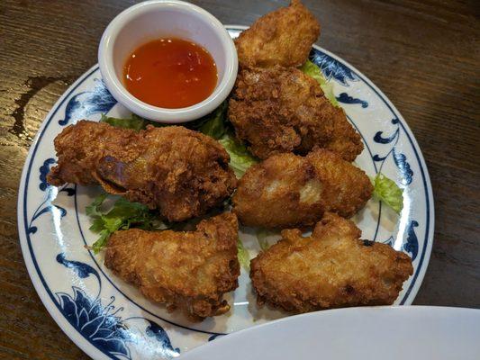 Canh ga chien (fried chicken wings)