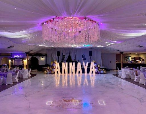 La Gala Banquet Hall understands every event is special and unique. You are not just a number your are treated as family.