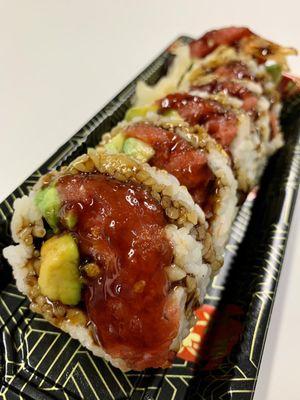 Tiger Roll (spicy tuna, avocado, cucumber, shrimp tempura, eel sauce); IG: @katzlundell