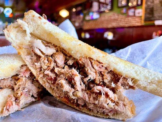 Bbq Sandwich in Texas Toast