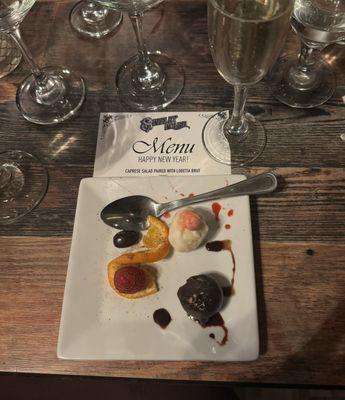 NYE 5 course dinner with wine pairing