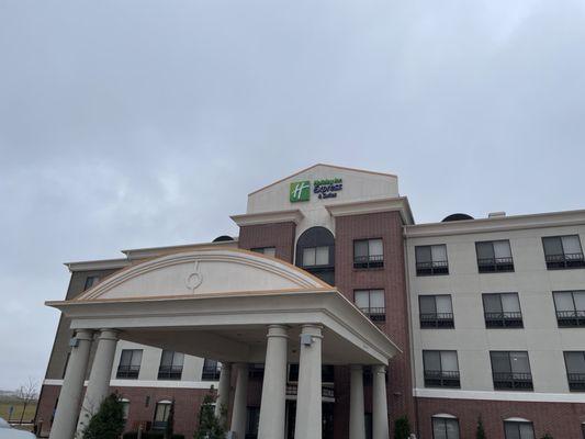 Holiday Inn Express & Suites Pryor