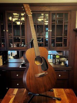 Martin 00-15m Acoustic Guitar