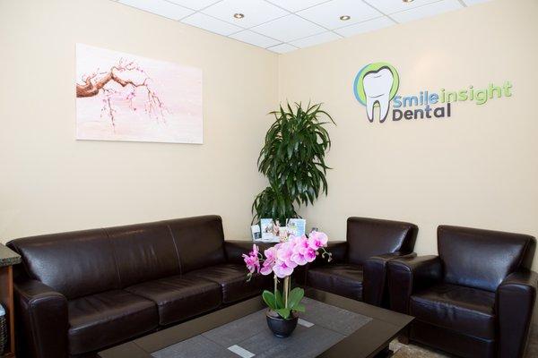 Smileinsight Dental Front Lobby