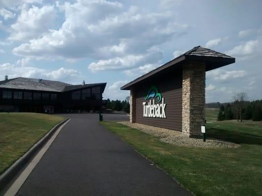 Sign & main building from #10 tee