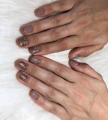 Customer glitter gel manicure