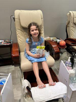 Kid manicure and pedicure