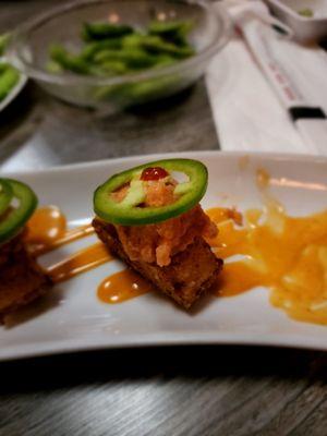 Spicy tuna crispy rice