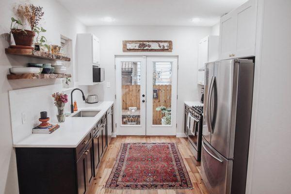 The perfect kitchen for entertaining indoors & outdoors in Brewerytown!