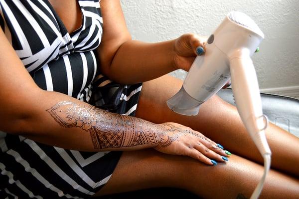 Drying jagua, we are going to make sure your tattoo don't smear.