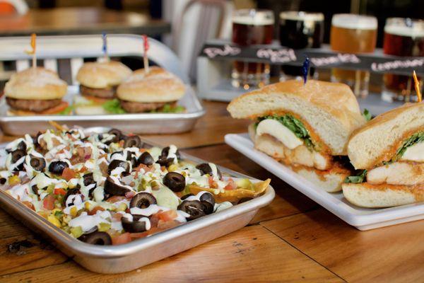 Satisfy your hunger and thirst with our extensive food menu and refreshing craft beers |Restaurant and Brewery in Sunnyvale, CA