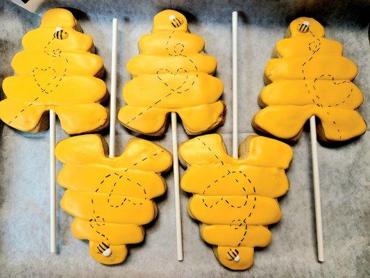 Beehive sugar cookies