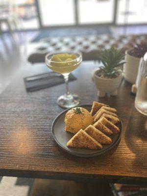 Pimento, gluten free toast points, French 75