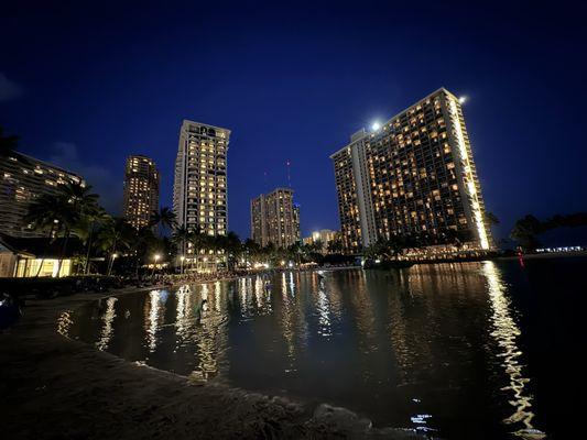 Hilton Hawaiian Village Waikiki Beach Resort