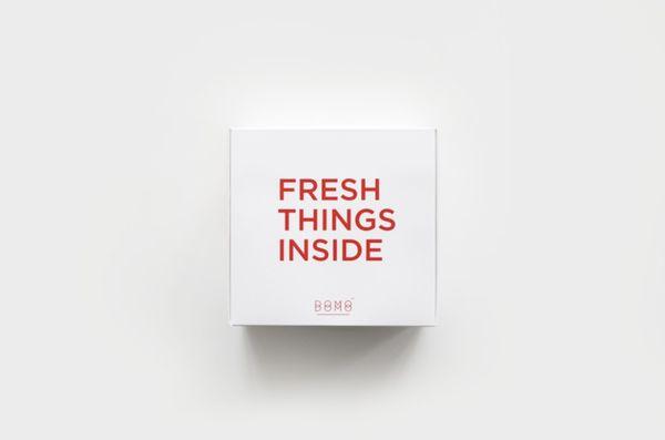 Takeout box 'FRESH THINGS INSIDE'