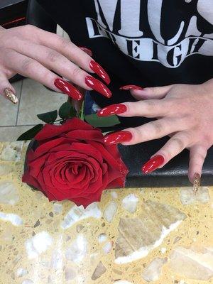 Nail done by Lien Le. Thank you!