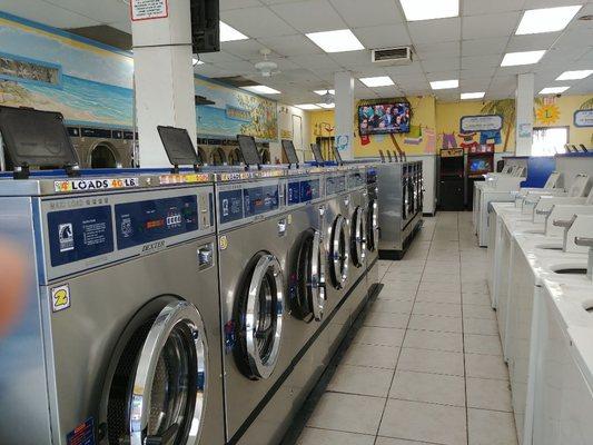 Sparkling clean machines to keep your clothes looking its best!