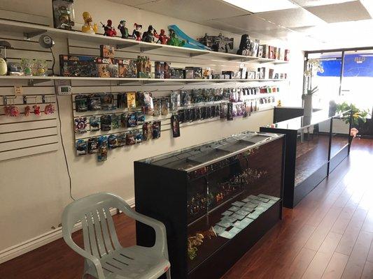 We have many items for sale, comics, toys, pokemon cards, yu gi oh cards, Disney Pins, Fidget Spinners, etc.