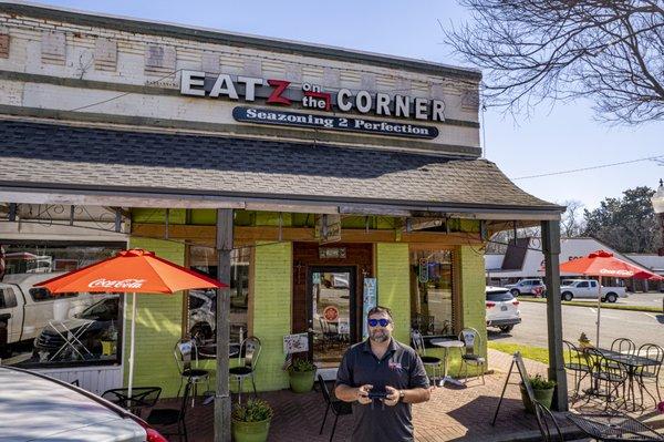 Eatz on the corner with DUNN