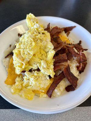 Grits bowl with bacon