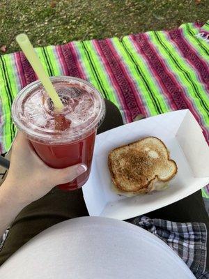 Farmstand Lemonade & Lobster Melt