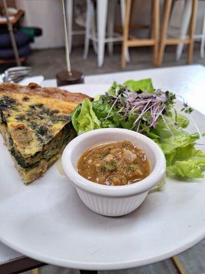 Quiche/salad w/salsa