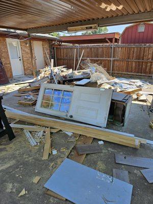 Construction debris removal in Lake Worth TX