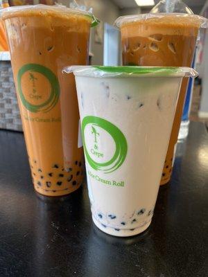 Strawberry milk tea and Thai tea with tapioca boba (dairy free!!)