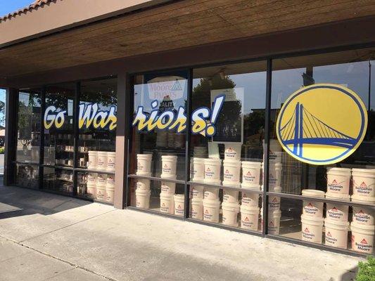 Benjamin Moore - the official paint of the NBA Champion Golden State Warriors!