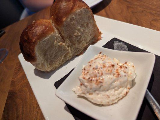 Fresh Brioche with maple butter