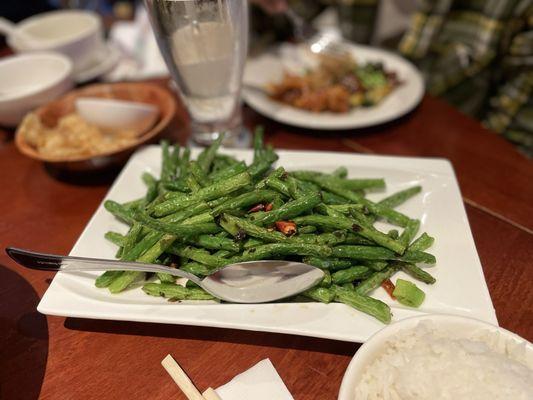 V15. Sauteed Green Beans