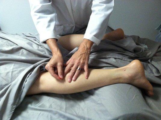 Acupuncture to help decrease acute/chronic pain and discomfort