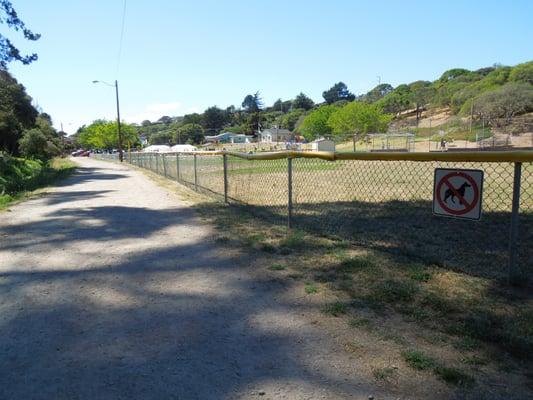 On the way out of Del Rey Oaks Dog Park which passes a regular park.