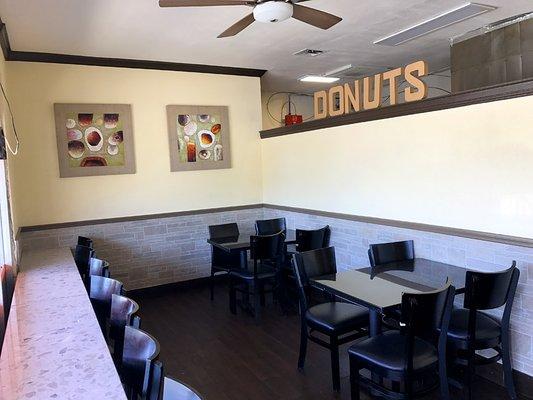 Lombardo's Donuts