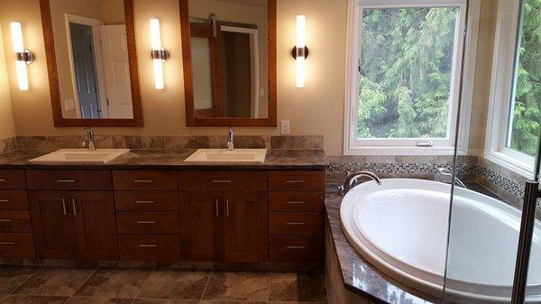 Bathroom remodel - Hillsboro Soaker tub and vanity