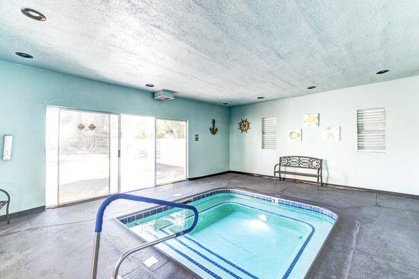 Country Club at Valley View - Senior Apartments for Rent in Las Vegas, Nevada