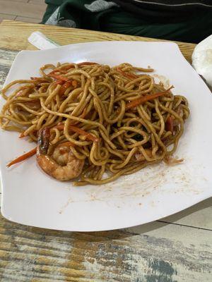 Shrimp lomein