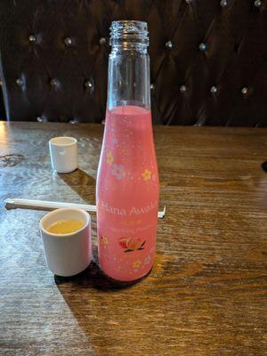 Sparkling peach sake