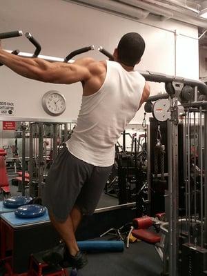 Side-to-Side pullups