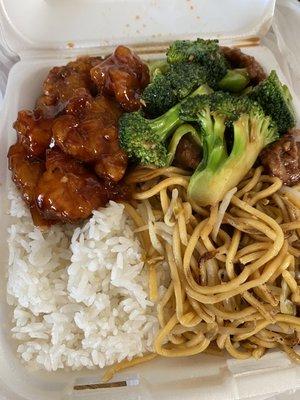 Orange chicken, beef broccoli, steamed rice & chowmein