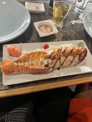 Lobster special roll