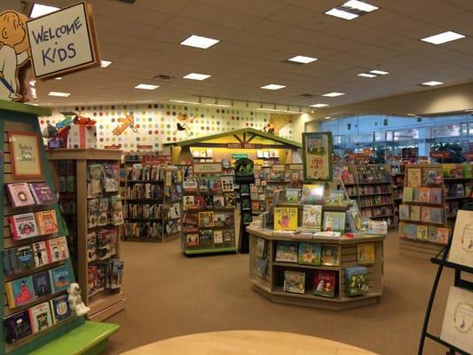 Barnes & Noble Booksellers